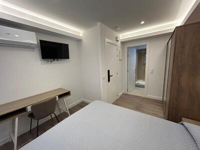 MITRA Sarria Living Suite 4 - 0